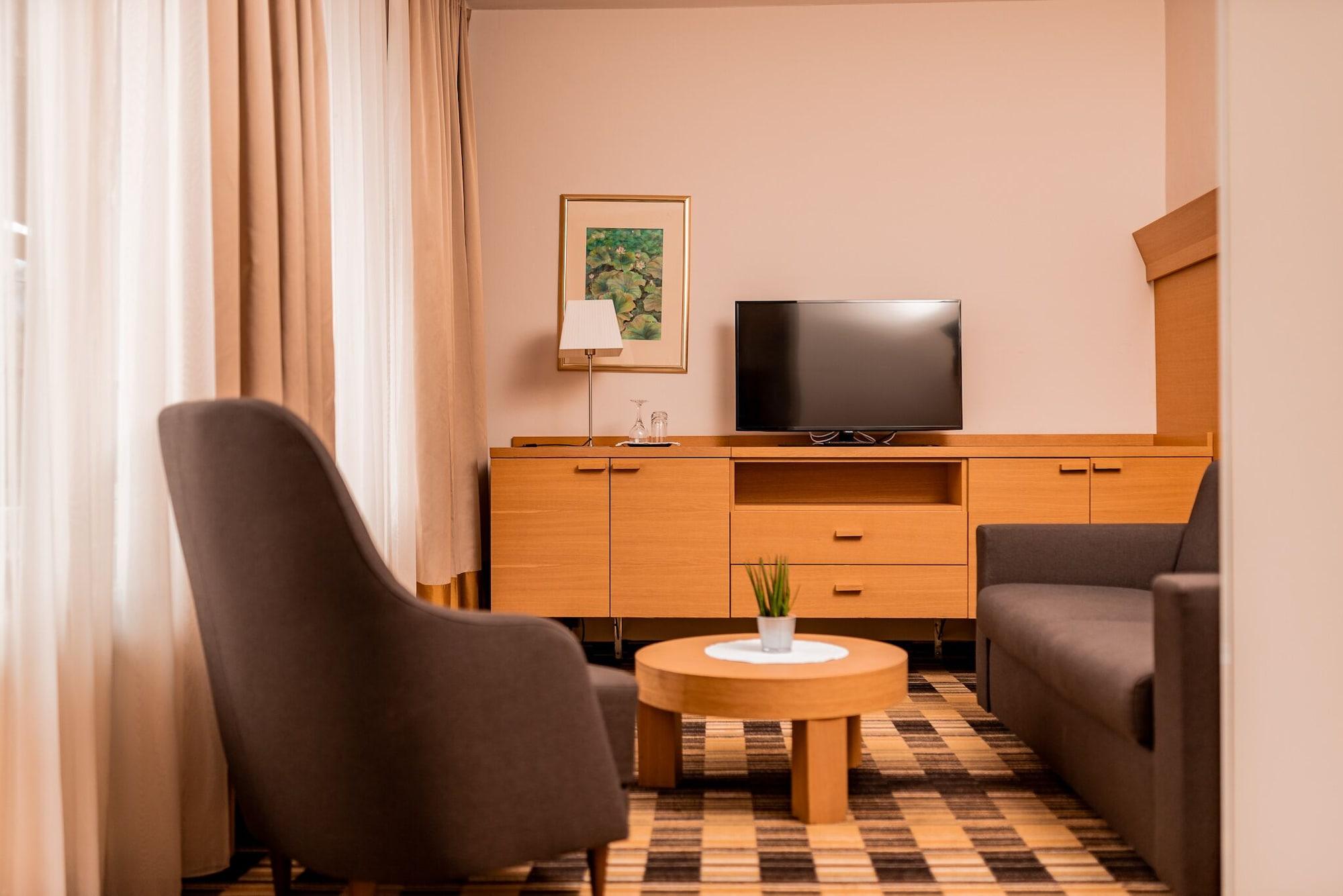 Hotel Smarjeta - Terme Krka Smarjeske Toplice Luaran gambar